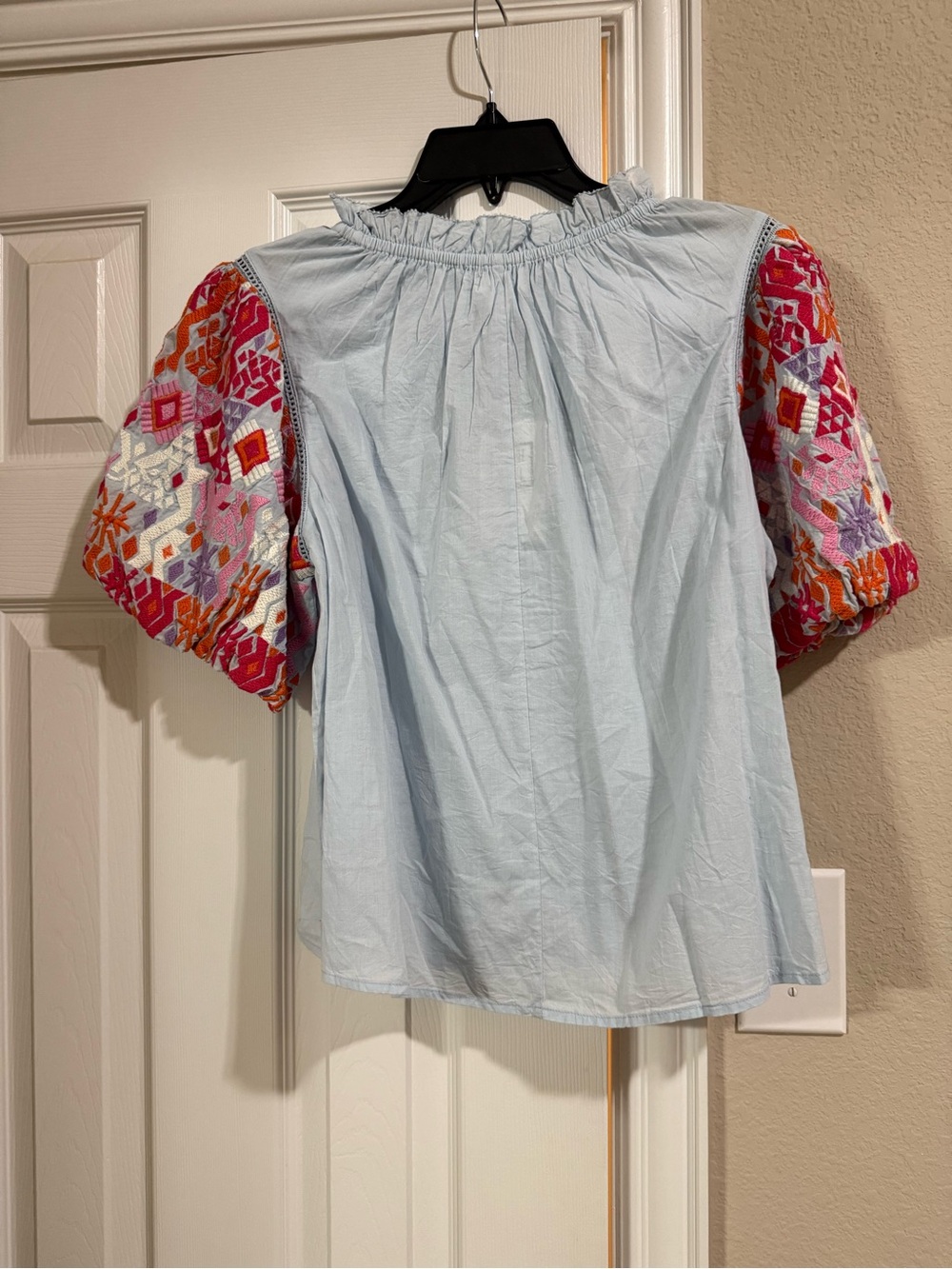 Chambray Blouse Embroidered Puff Sleeve Boho Top Ruffle Neck - Picture 2 of 4